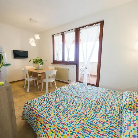Peler Beth's House Apartment Brenzone sul Garda